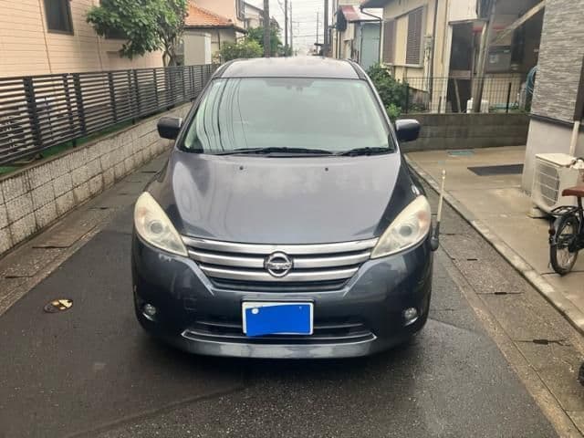 NISSAN