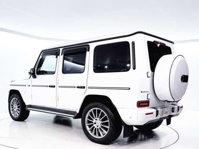 Car thumbnail 4