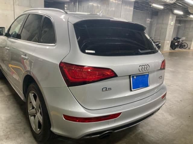 Car thumbnail 4
