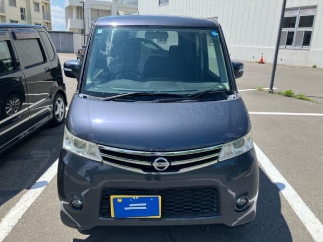 NISSAN