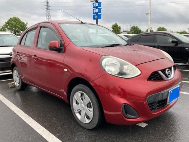 NISSAN