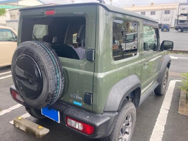 Car thumbnail 2
