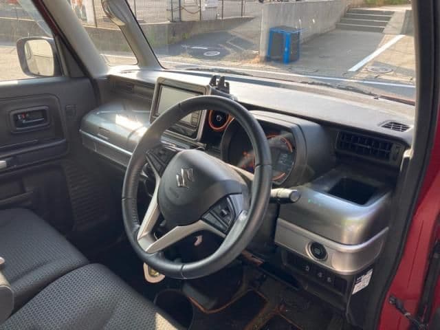 Car thumbnail 4