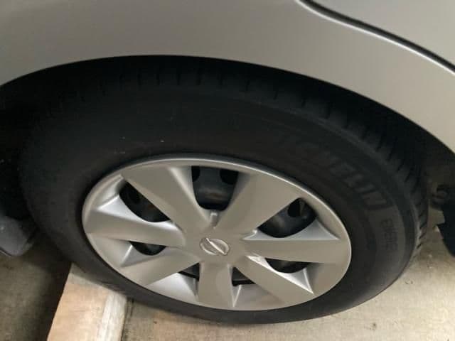 Car thumbnail 4