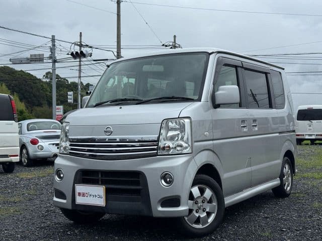NISSAN
