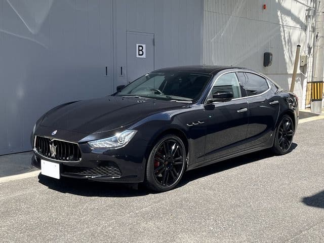 Car image 1