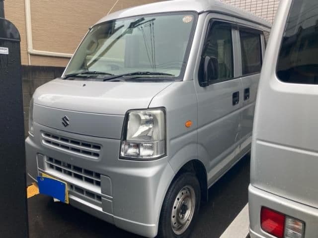 SUZUKI