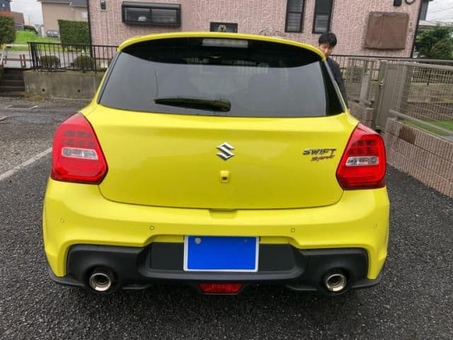 Car thumbnail 4