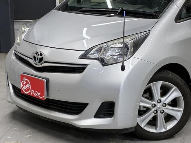 Car thumbnail 3
