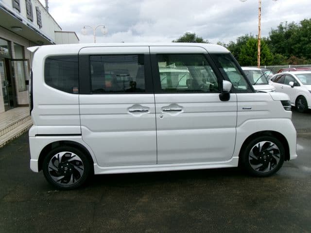 Car thumbnail 4