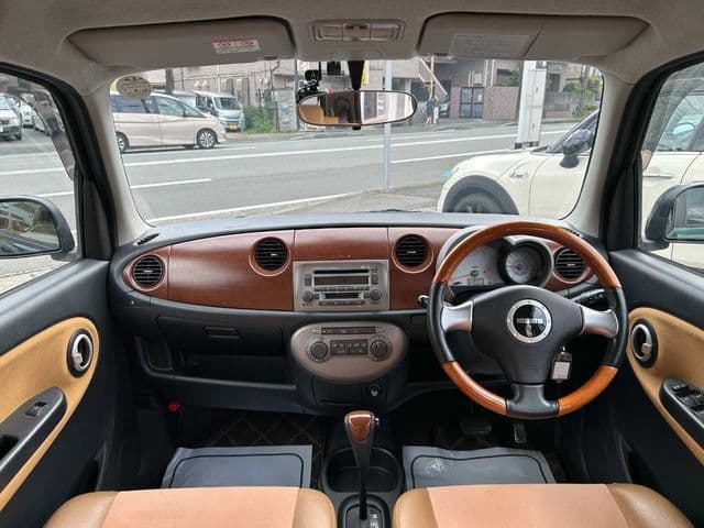 Car thumbnail 3