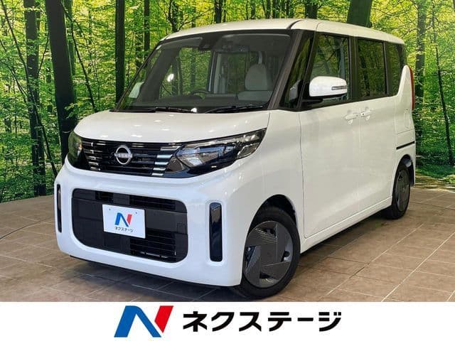 NISSAN