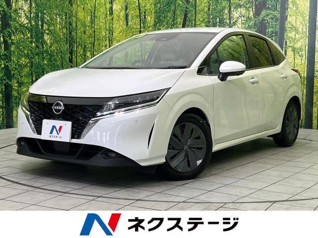 NISSAN
