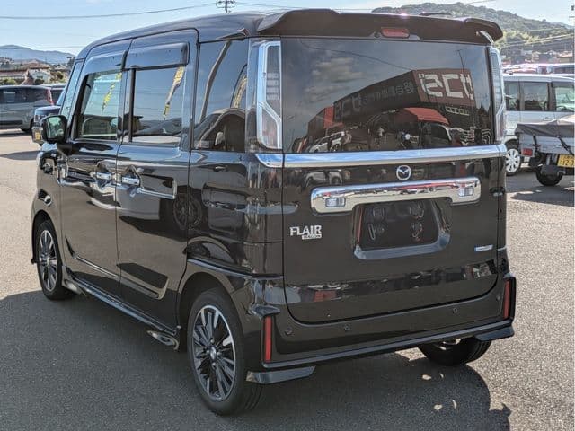 Car thumbnail 4
