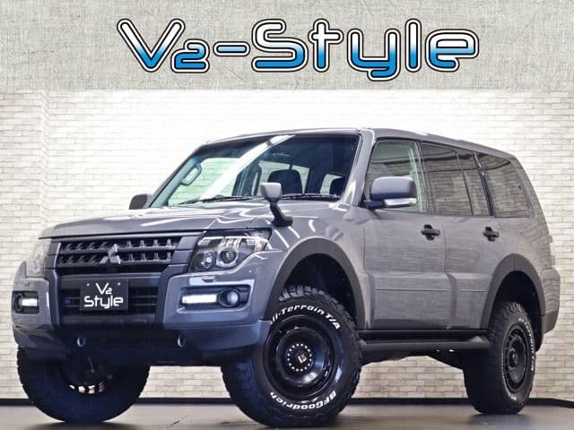 MITSUBISHI PAJERO wagon