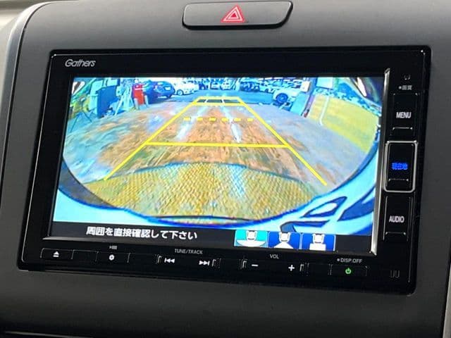 Car thumbnail 4