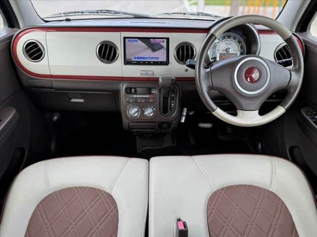 Car thumbnail 2