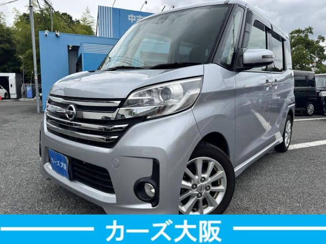 NISSAN