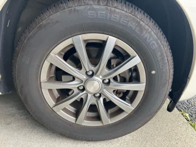 Car thumbnail 4