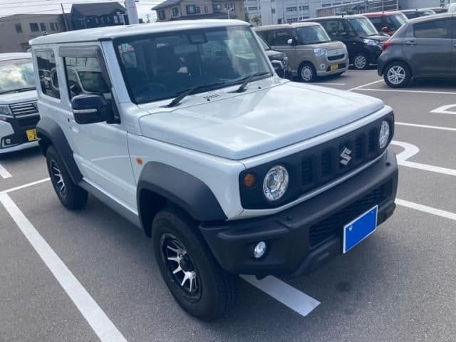 Car thumbnail 4