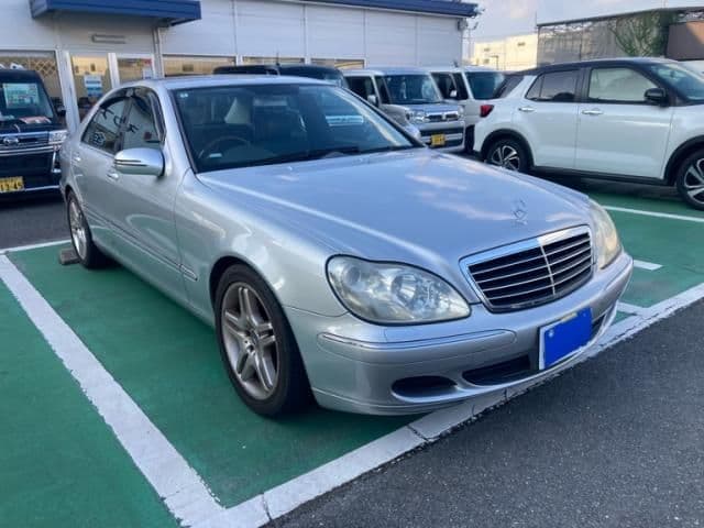 Car thumbnail 2