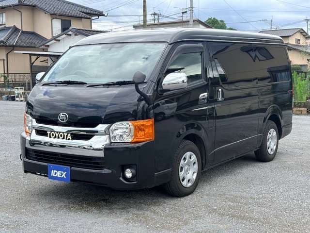 TOYOTA HIACE wagon