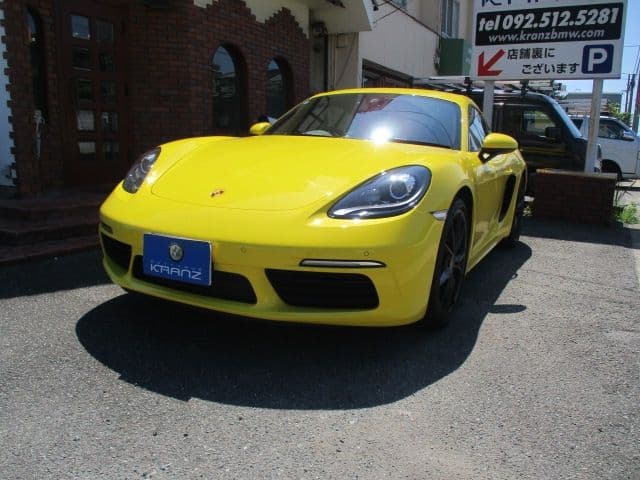 PORSCHE