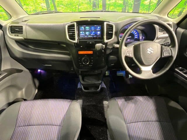 Car thumbnail 2