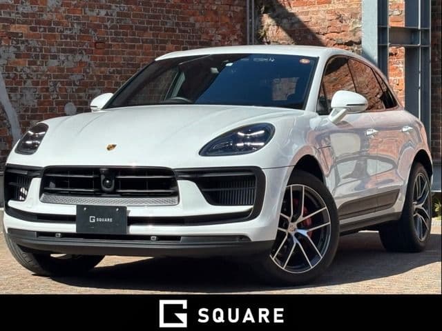 PORSCHE PORSCHE Macan