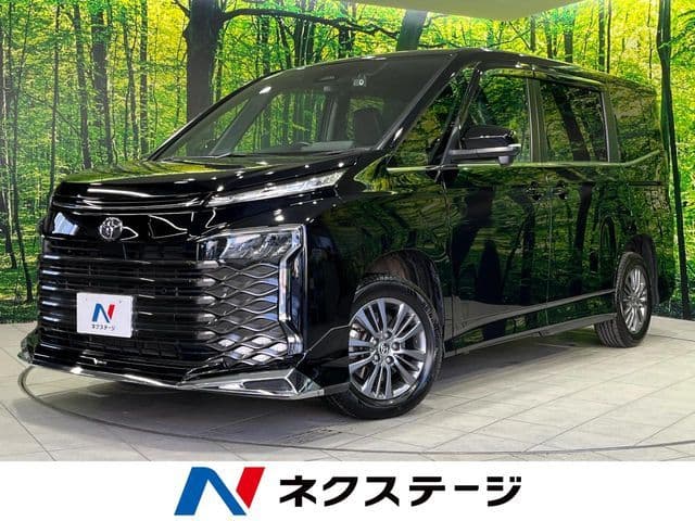 TOYOTA VOXY 4WD
