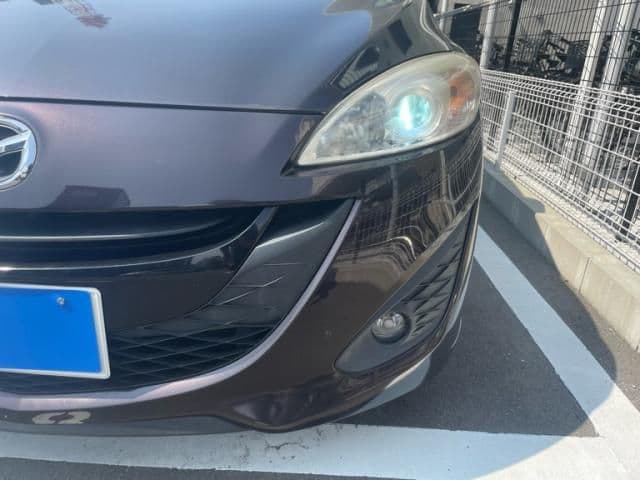 Car thumbnail 3