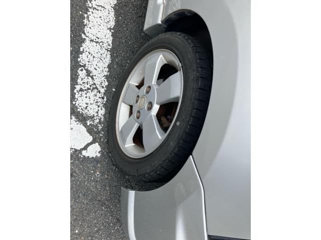 Car thumbnail 2
