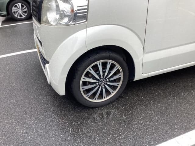Car thumbnail 3