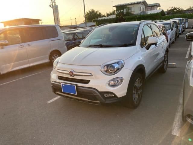 Car thumbnail 2
