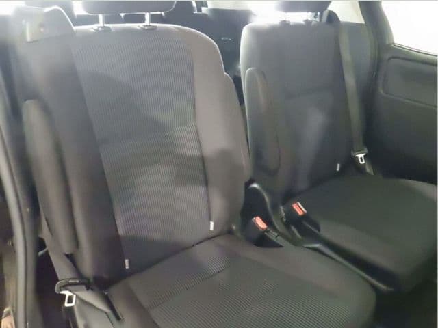 Car thumbnail 6