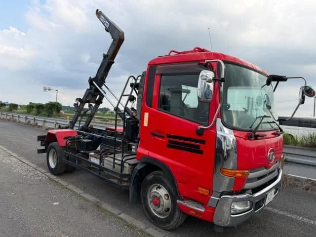NISSAN DIESEL