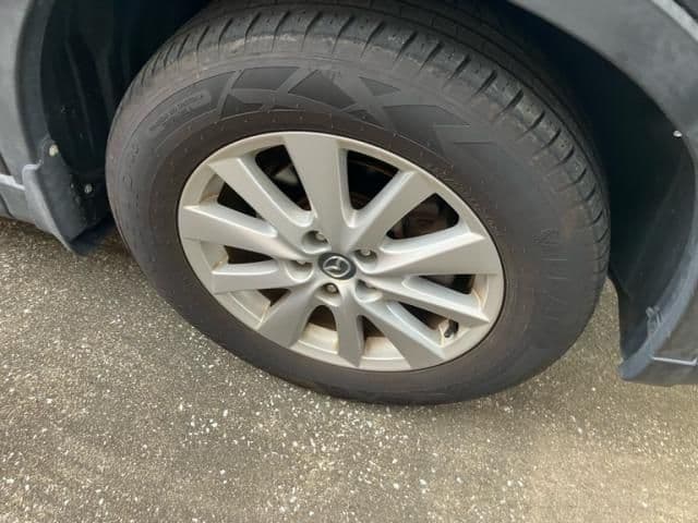 Car thumbnail 4