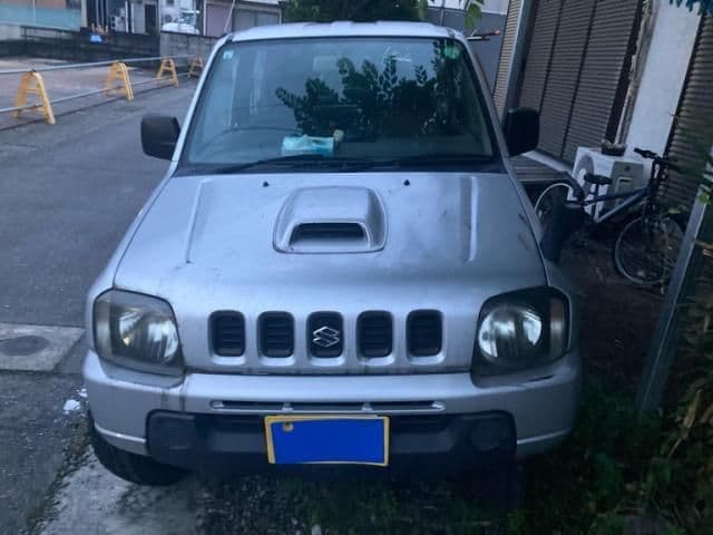 Car thumbnail 3