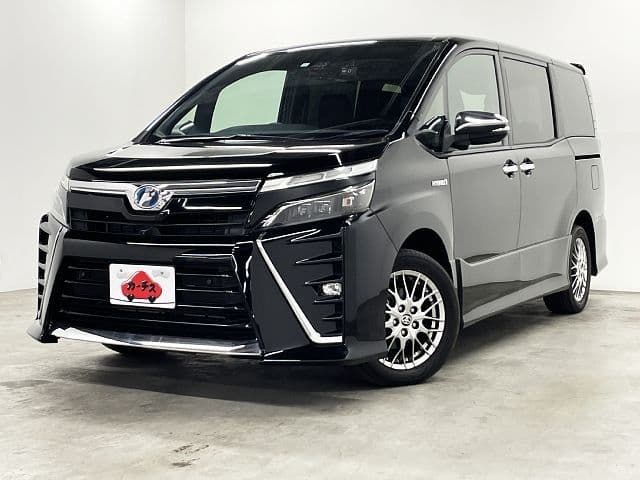 TOYOTA VOXY HYBRID