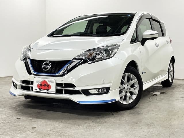 NISSAN