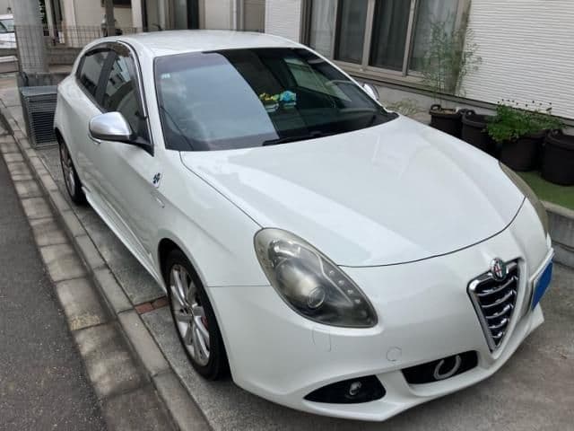Car thumbnail 2