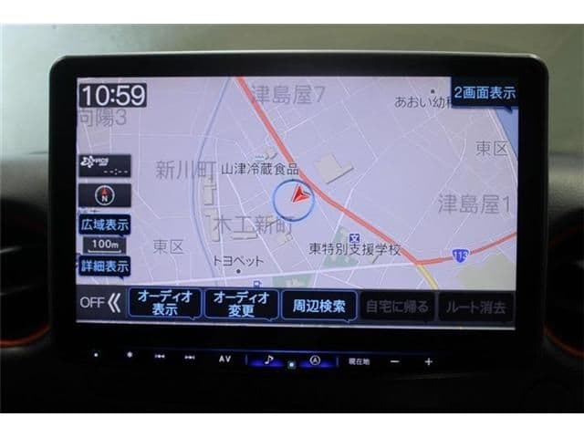 Car thumbnail 3