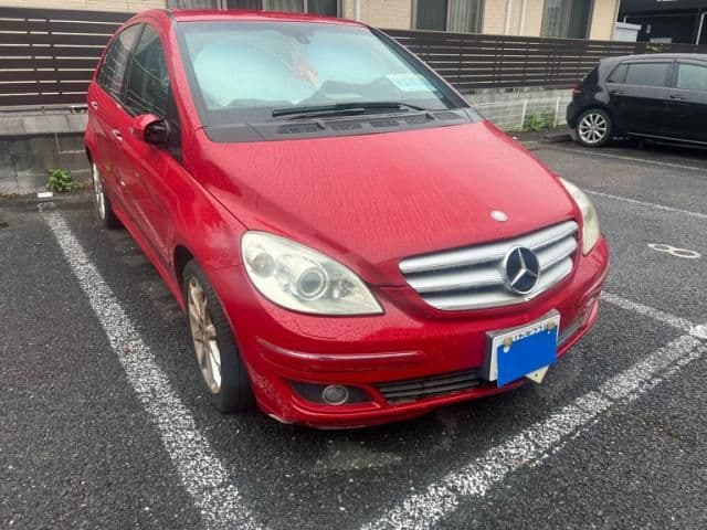 MERCEDES BENZ