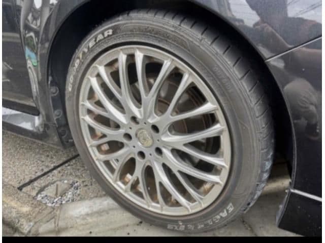 Car thumbnail 3