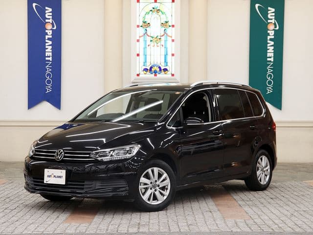 VOLKSWAGEN VOLKSWAGEN GOLF TOURAN