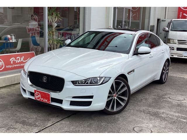 JAGUAR JAGUAR XEseries