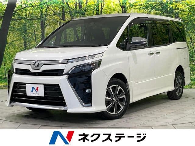 TOYOTA VOXY 4WD