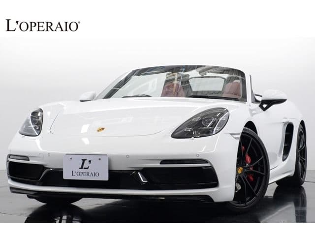 PORSCHE