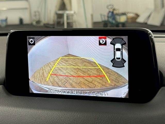 Car thumbnail 4