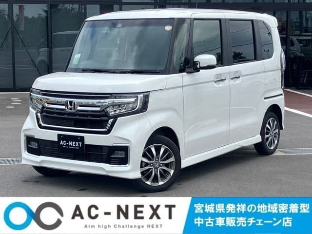 HONDA N BOX CUSTOM 4WD